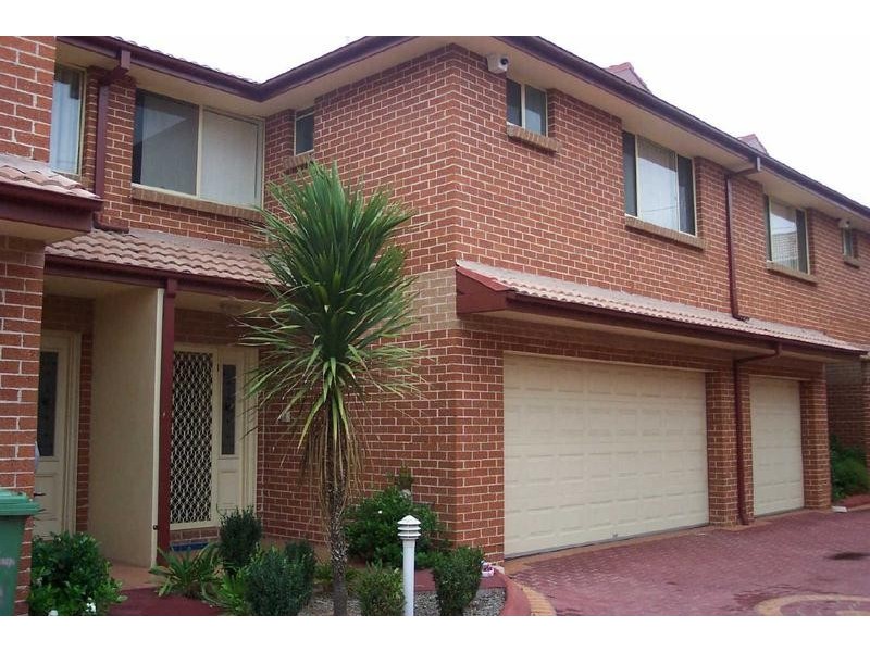 02/19 MOUNTFORD AVENUE, Guildford NSW 2161