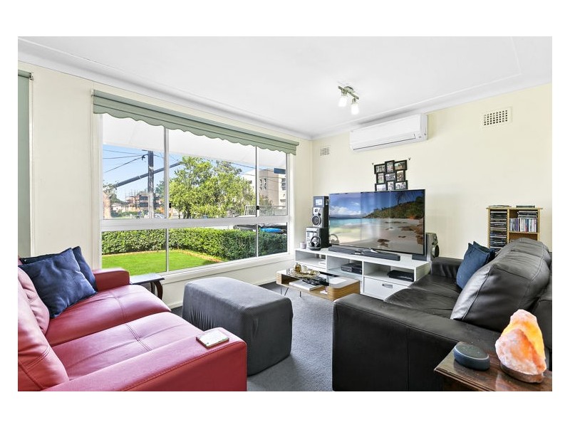 17 Lucerne Avenue, South Wentworthville NSW 2145