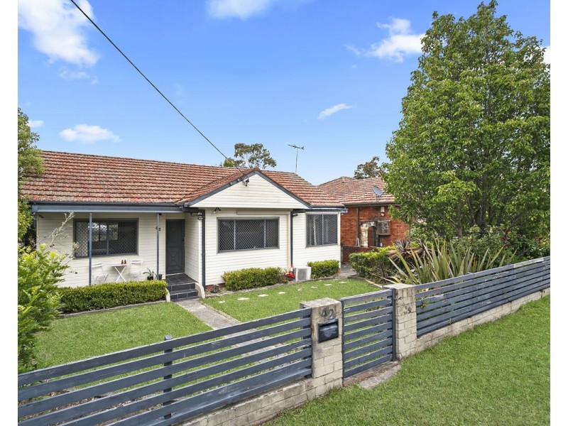 42 Cartwright Avenue, Merrylands NSW 2160