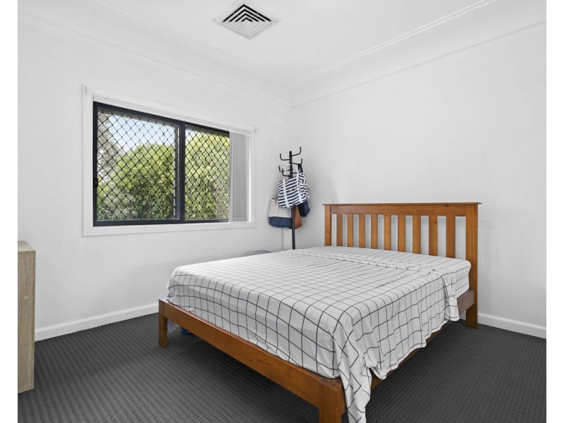 42 Cartwright Avenue, Merrylands NSW 2160