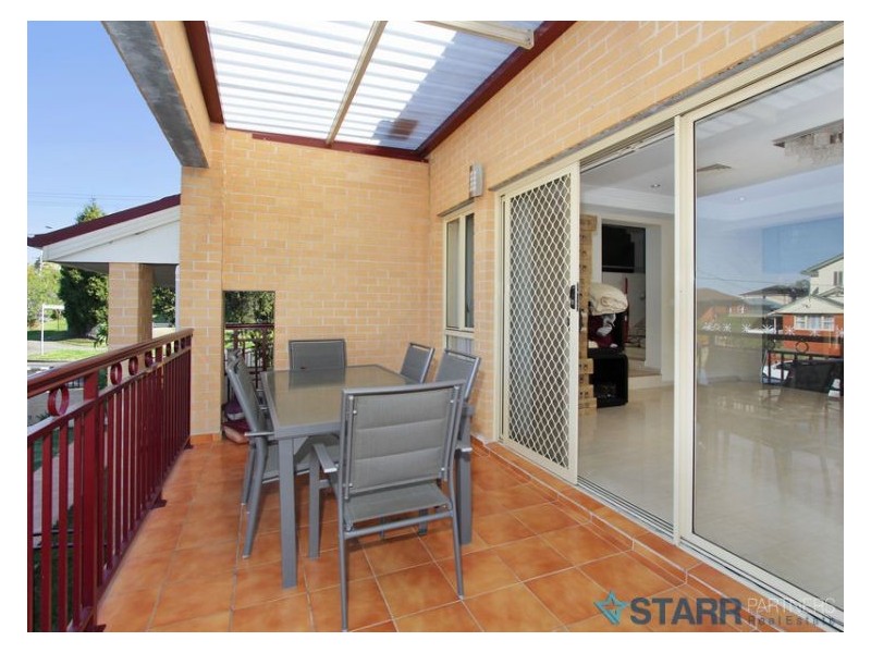 81 Gregory Street, Greystanes NSW 2145