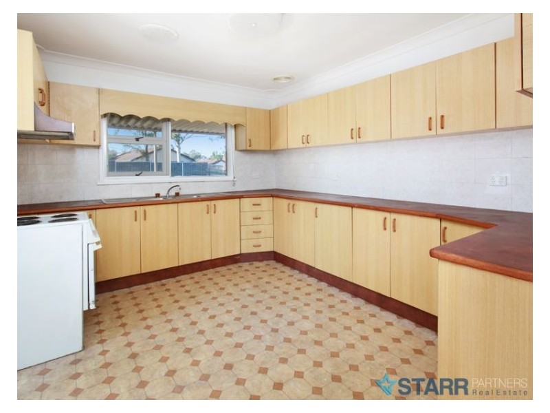 8 Crawford Street, Guildford NSW 2161