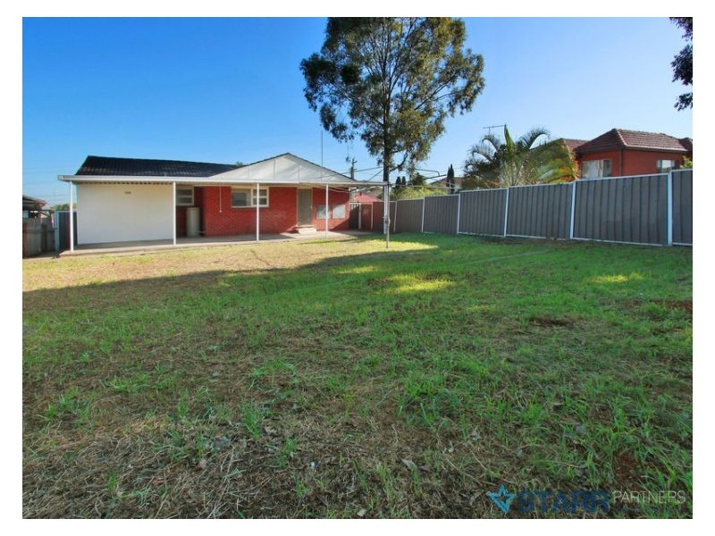 8 Crawford Street, Guildford NSW 2161