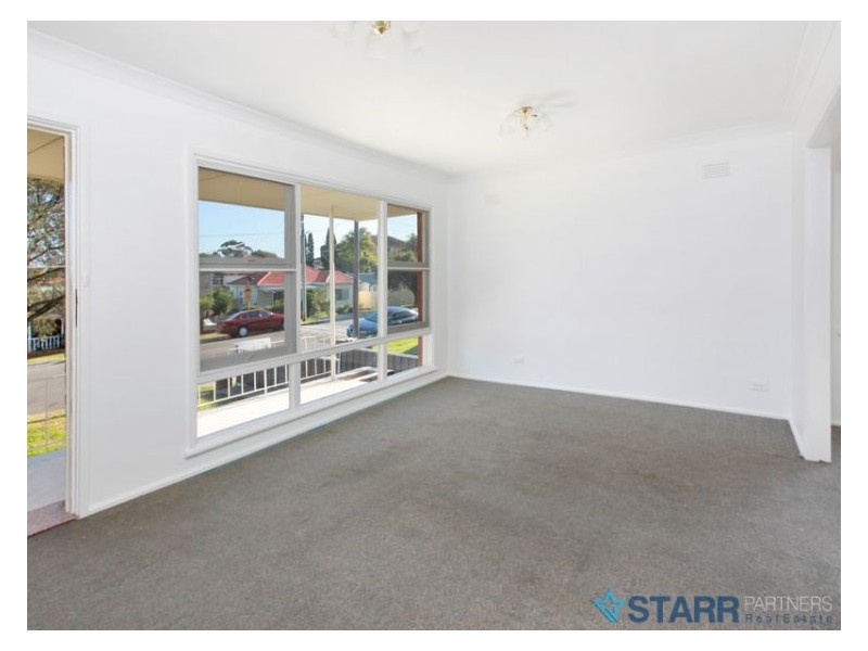 8 Crawford Street, Guildford NSW 2161