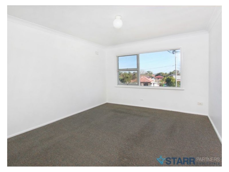 8 Crawford Street, Guildford NSW 2161