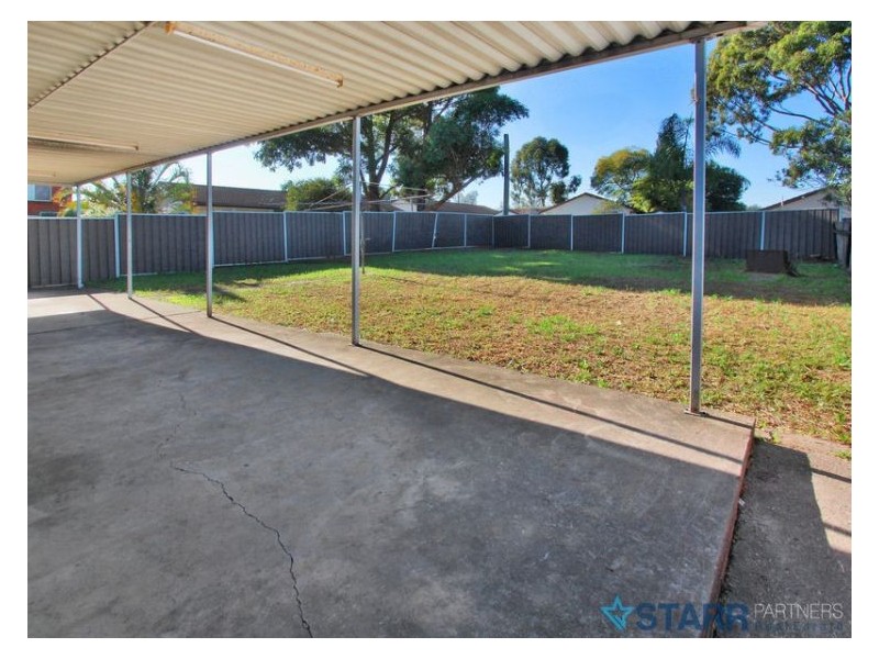 8 Crawford Street, Guildford NSW 2161