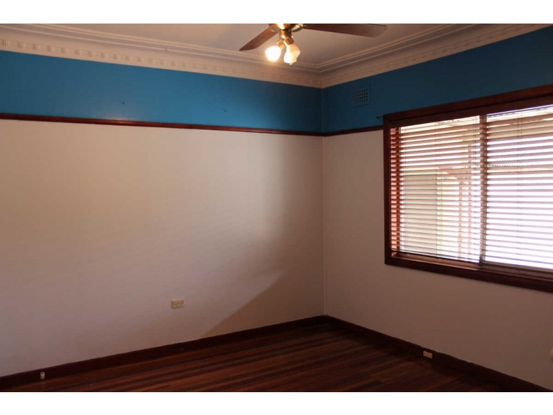 15  STYLES PLACE, Merrylands NSW 2160