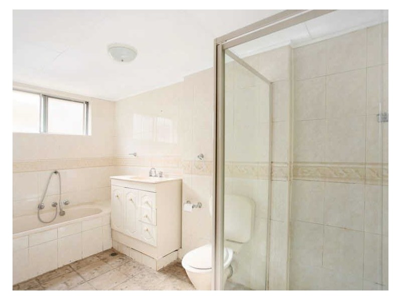 4/30  BIRMINGHAM STREET, Merrylands NSW 2160