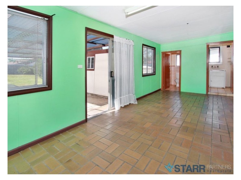 10 Crawford Street, Old Guildford NSW 2161