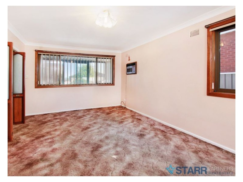 10 Crawford Street, Old Guildford NSW 2161