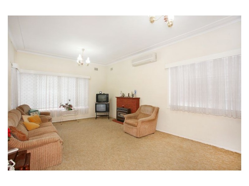 54 Tamplin Road, Guildford NSW 2161