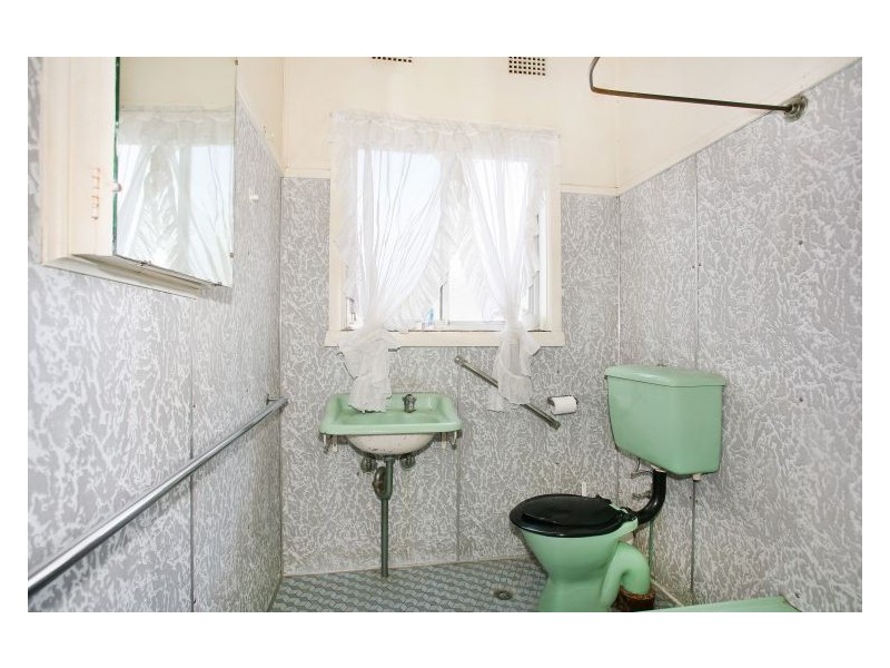 54 Tamplin Road, Guildford NSW 2161