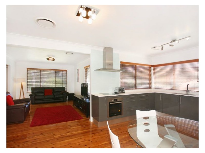 15 Dahlia Street, Greystanes NSW 2145