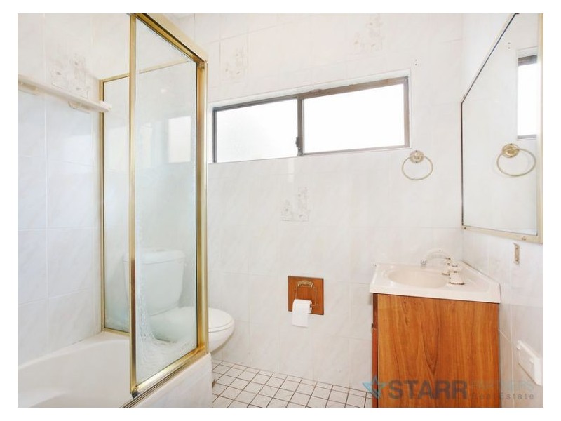 1 Oswald Street, Guildford NSW 2161