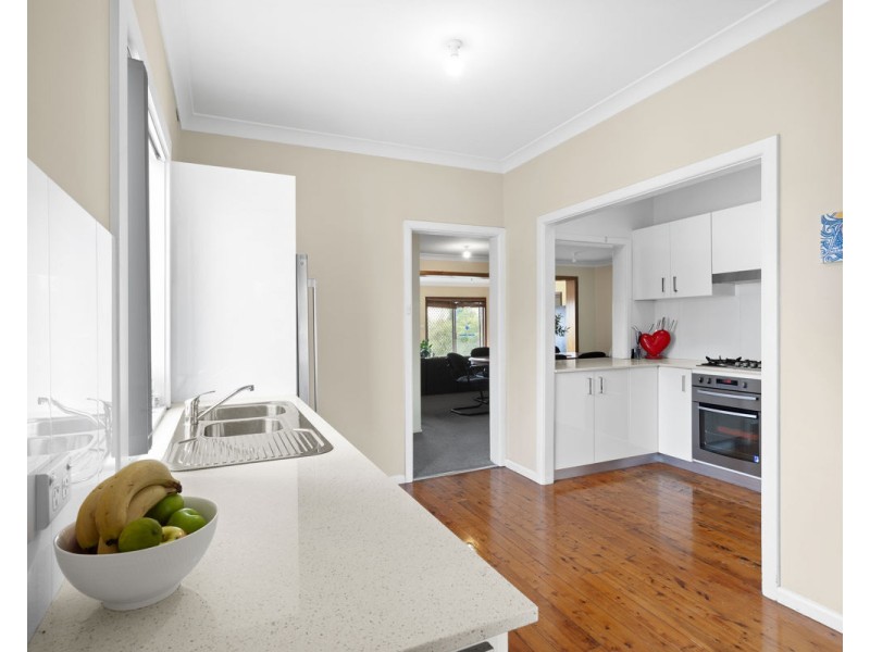12 Paul Crescent, South Wentworthville NSW 2145