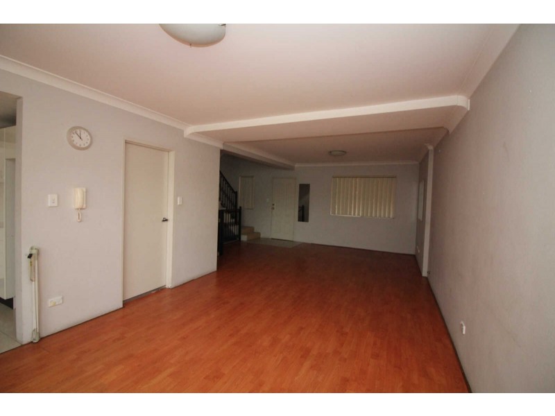 8/58 Lansdowne Street, Merrylands NSW 2160