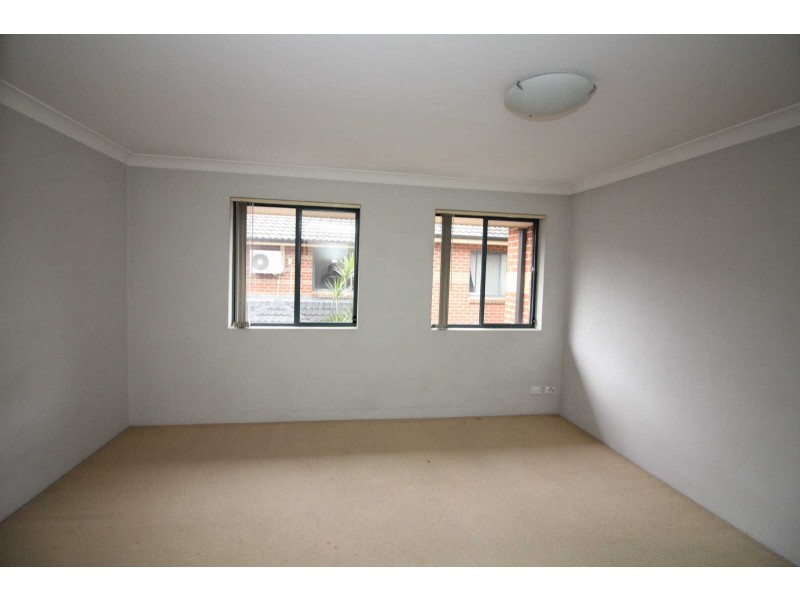 8/58 Lansdowne Street, Merrylands NSW 2160