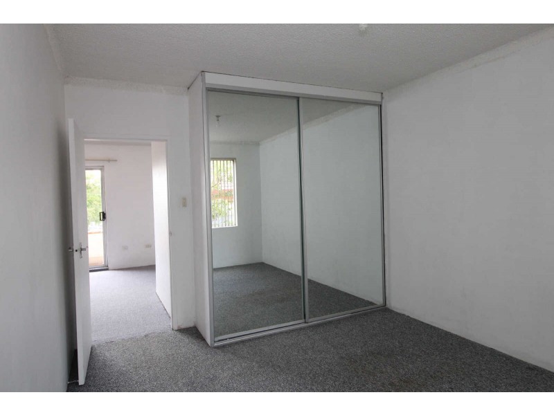 01/4 TODD STREET, Merrylands NSW 2160