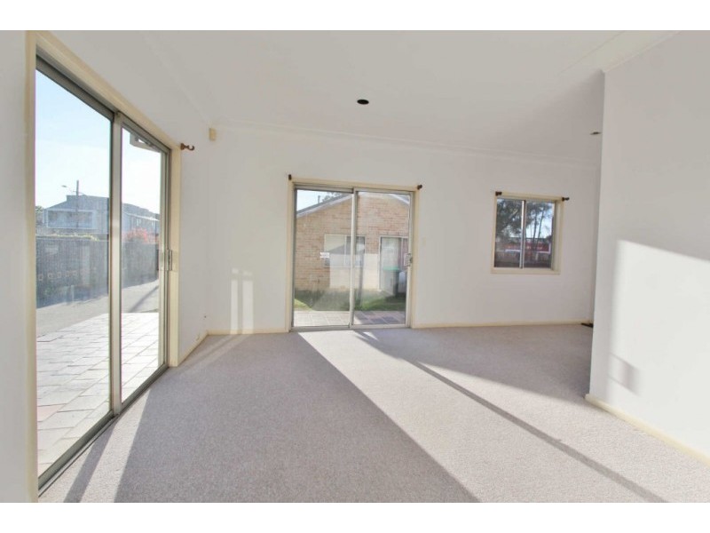 534A WOODVILLE ROAD, Guildford NSW 2161