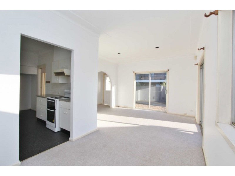 534A WOODVILLE ROAD, Guildford NSW 2161