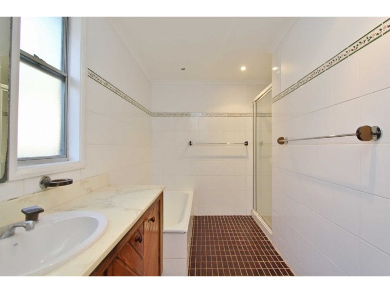 534A WOODVILLE ROAD, Guildford NSW 2161