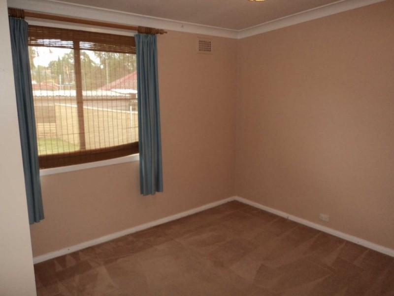 19 DAN STREET, Merrylands NSW 2160