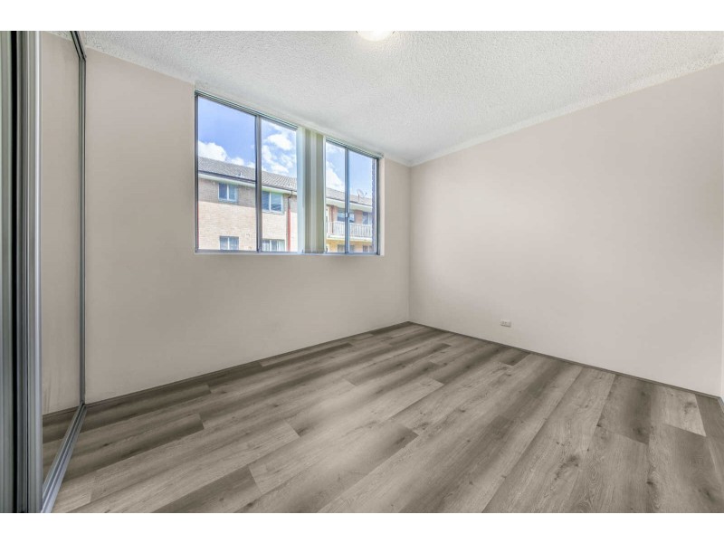 05/21 Cambridge Street, Merrylands NSW 2160