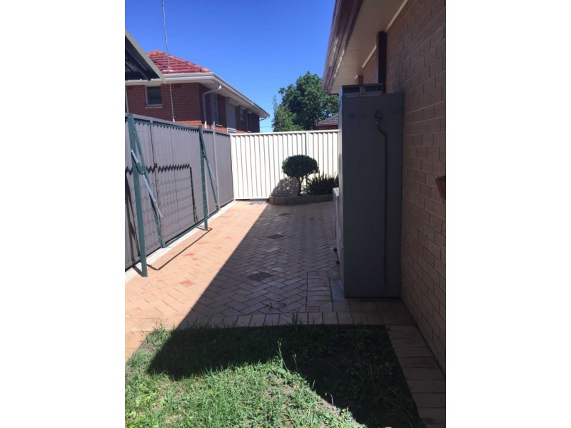 02/33 WARNOCK STREET, Guildford NSW 2161