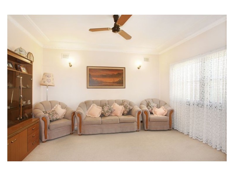 131 Hawksview Street, Merrylands NSW 2160