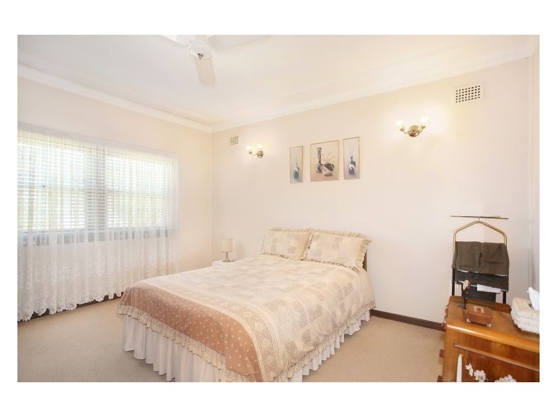 131 Hawksview Street, Merrylands NSW 2160