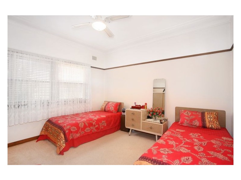 131 Hawksview Street, Merrylands NSW 2160