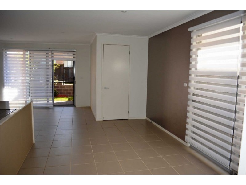 27 DARUGA AVENUE, Pemulwuy NSW 2145