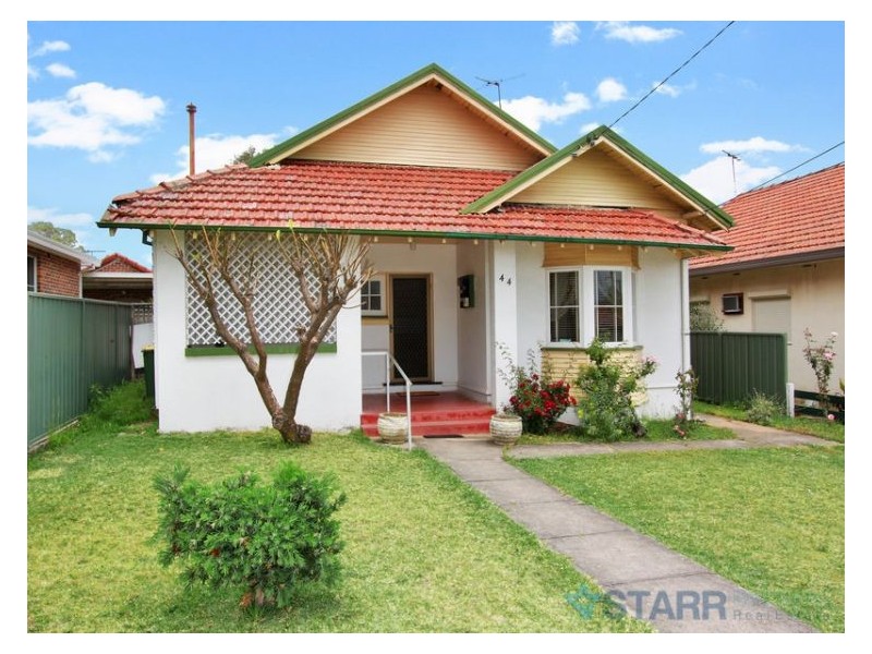 44 Locksley Avenue, Merrylands NSW 2160