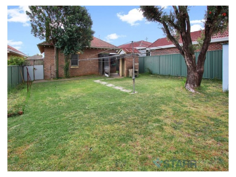 44 Locksley Avenue, Merrylands NSW 2160