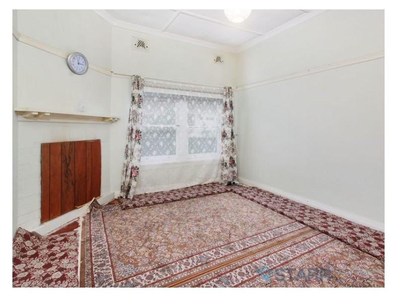 44 Locksley Avenue, Merrylands NSW 2160