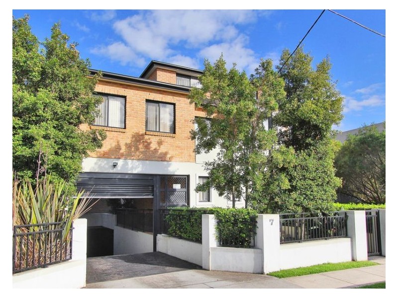 6/7 Talbot Road, Guildford NSW 2161