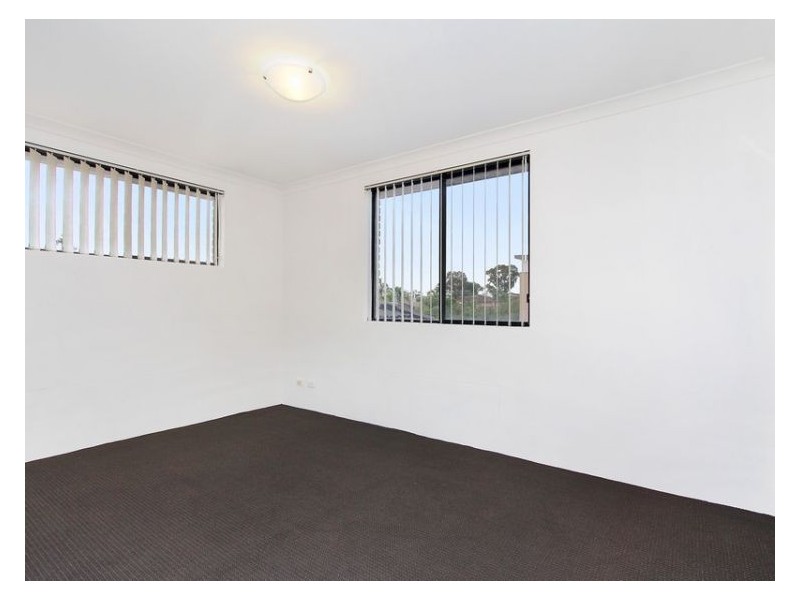 6/7 Talbot Road, Guildford NSW 2161