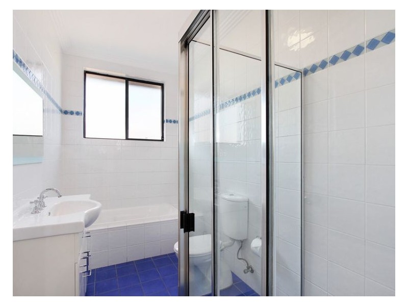 6/7 Talbot Road, Guildford NSW 2161