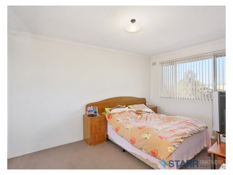 8/52 Sheffield Street, Merrylands NSW 2160