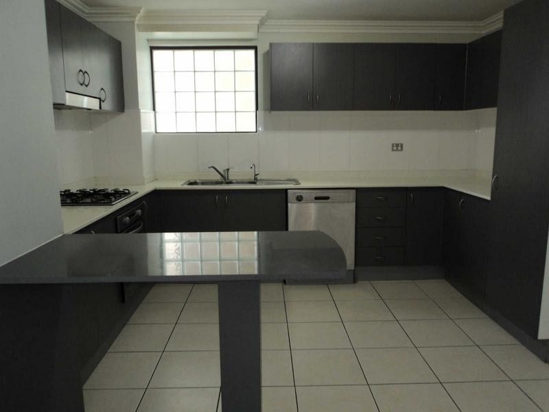 609/91B BRIDGE RD, Westmead NSW 2145