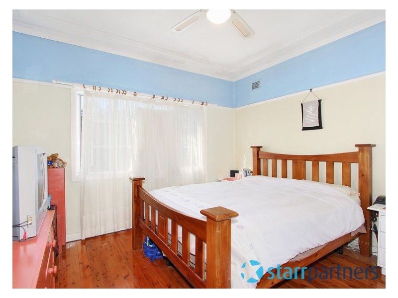 15 Berwick Street, Guildford NSW 2161