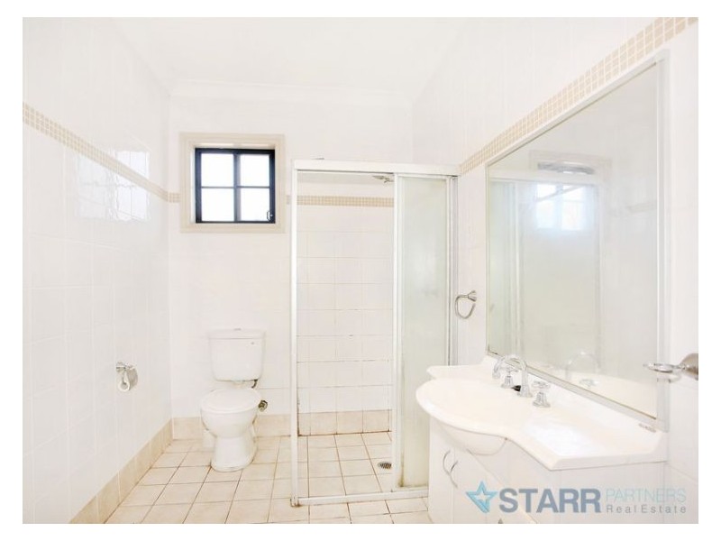 8/17 Willara Avenue, Merrylands NSW 2160