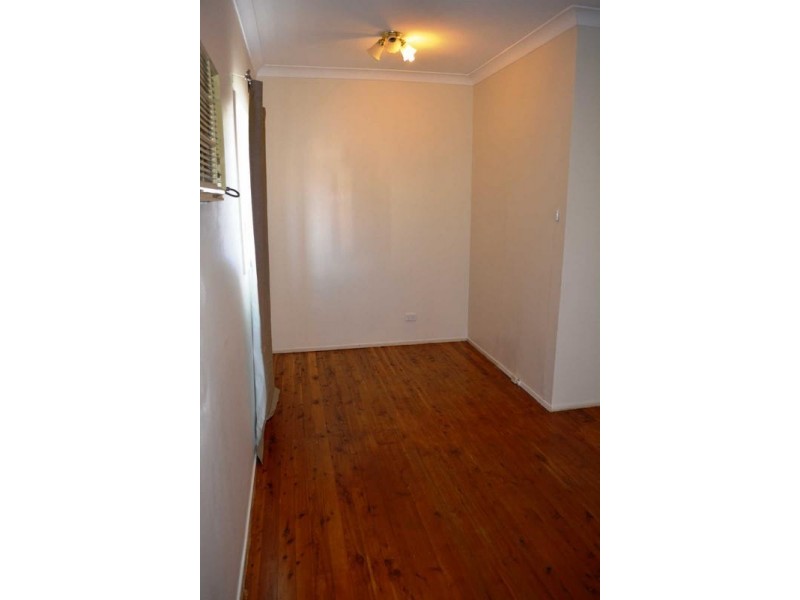 10 HALL PLACE, Guildford NSW 2161