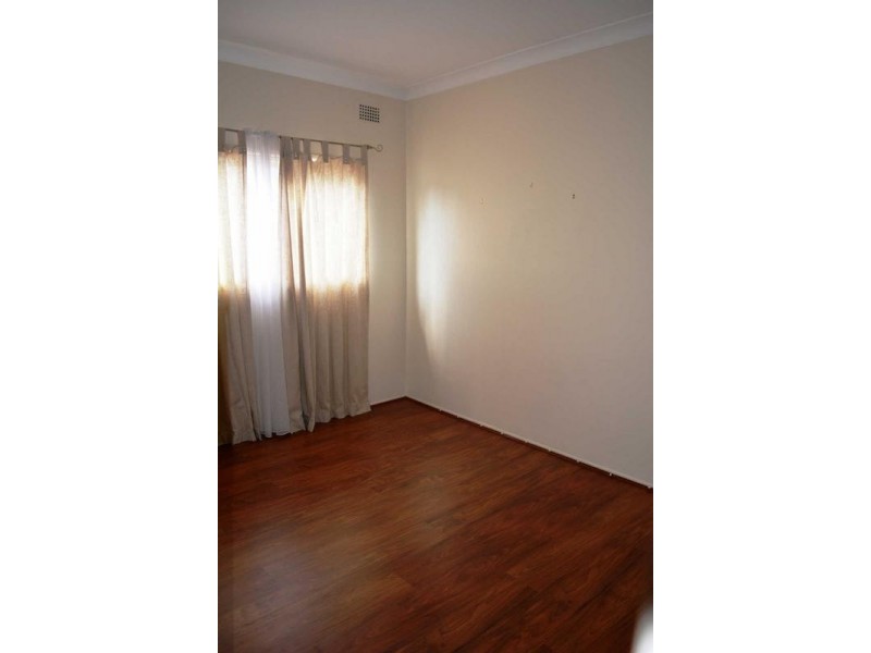 10 HALL PLACE, Guildford NSW 2161