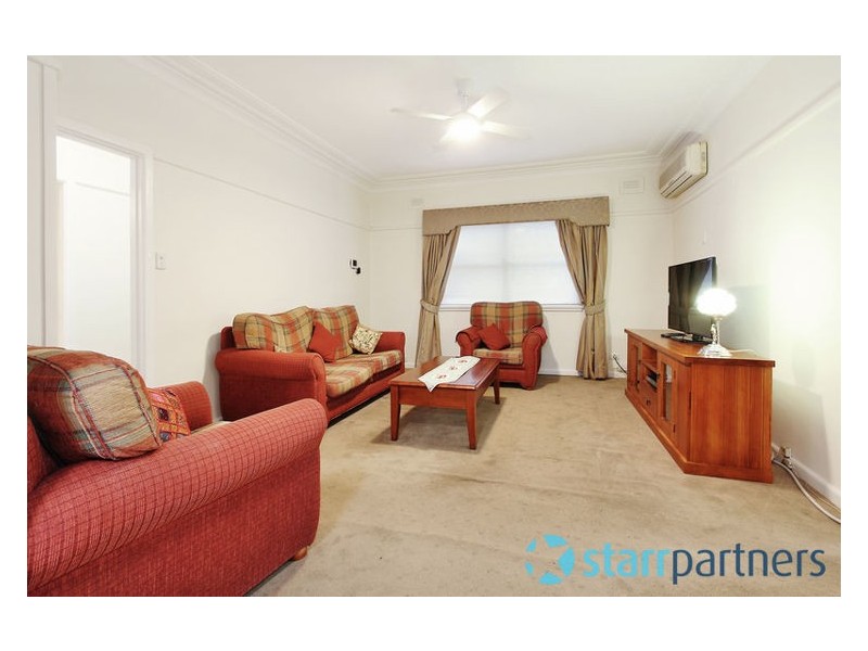 18 Oxford Street, Guildford NSW 2161