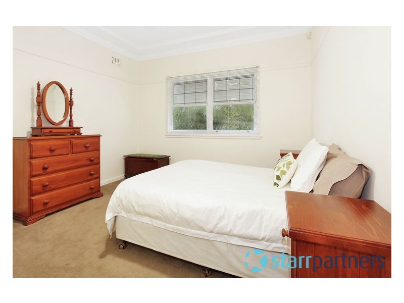 18 Oxford Street, Guildford NSW 2161