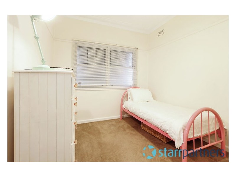 18 Oxford Street, Guildford NSW 2161