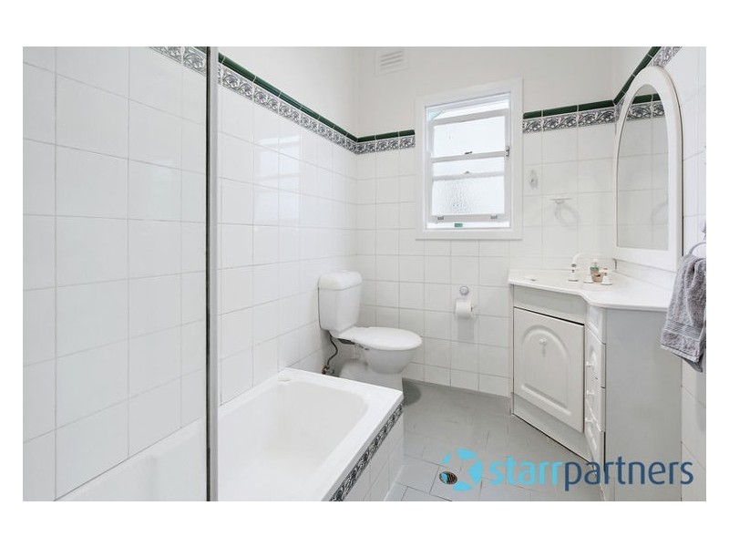 18 Oxford Street, Guildford NSW 2161