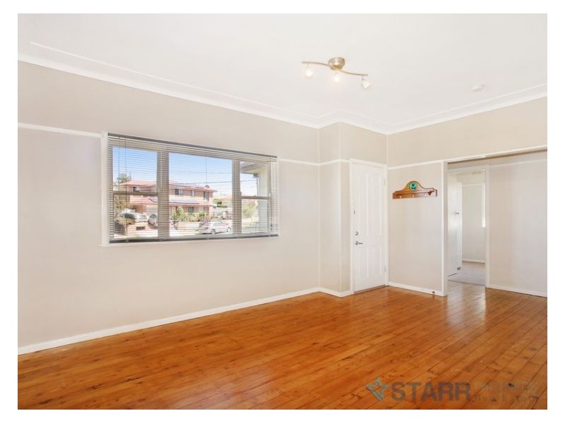 4 Bates Avenue, South Wentworthville NSW 2145