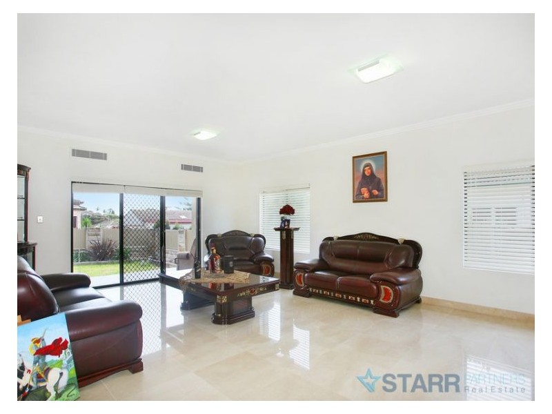 9a Pindari Crescent, South Wentworthville NSW 2145